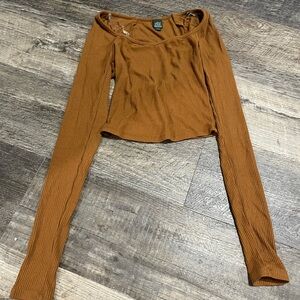 Brown wild fable long sleeve. ribbed